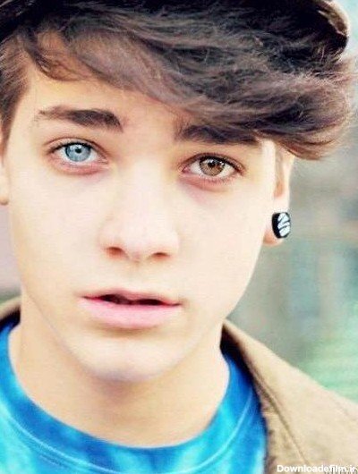  عکس بچه خوشگل چشم رنگی پسر بزرگ