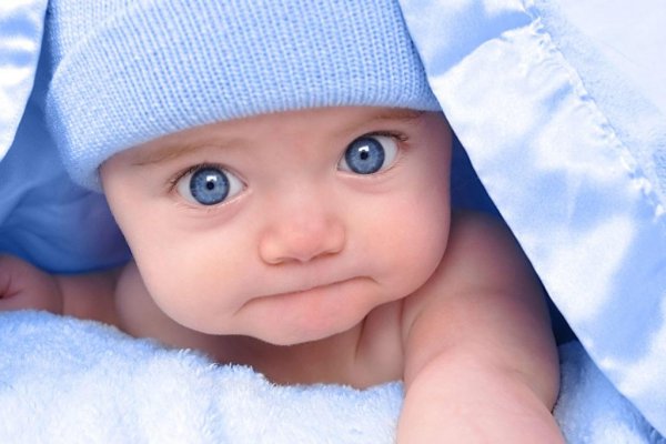  88 عکس نی نی پسر چشم رنگی خوشگل