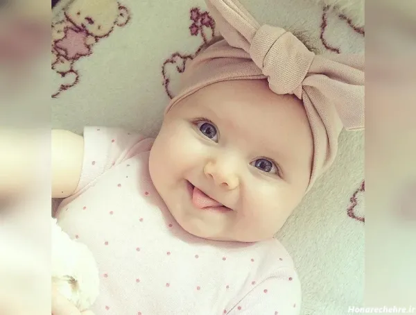  78 عکس بچه خوشگل چشم رنگی دختر