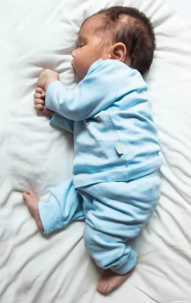  78 عکس بچه خوشگل چشم رنگی دختر