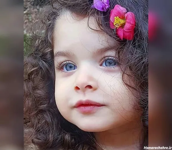  78 عکس بچه خوشگل چشم رنگی دختر
