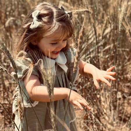  90 عکس دختر بچه برای پروفایل