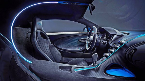 عکس داخل بهترین ماشین دنیا