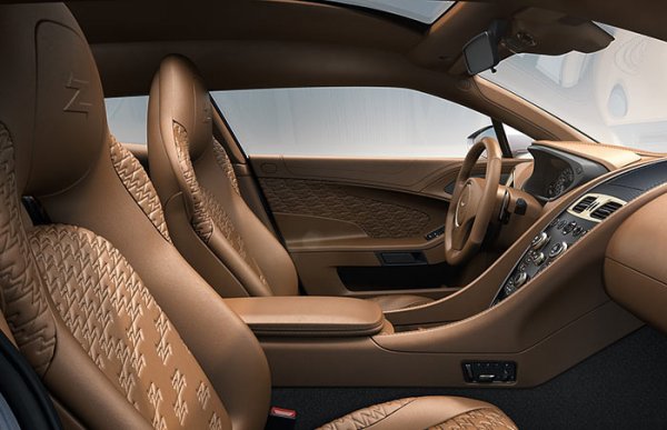  عکس داخل بهترین ماشین دنیا