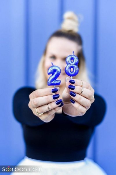  ژست عکس تولد دخترانه در خانه