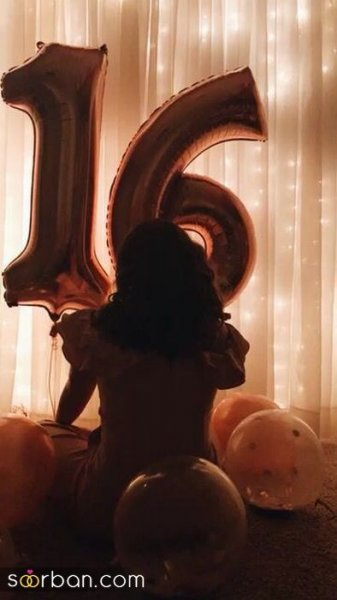  ژست عکس تولد دخترانه در خانه