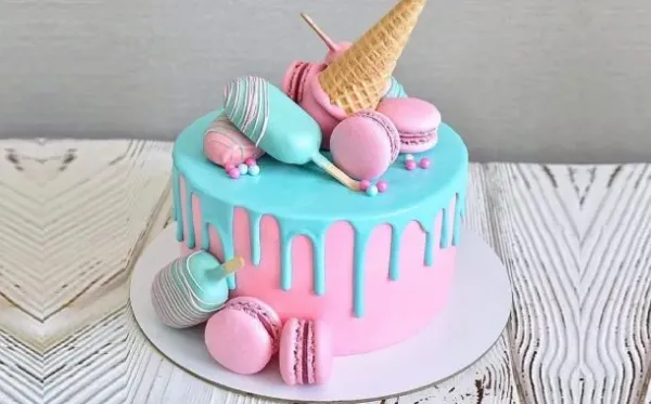  عکس کیک تولد ساده و شیک