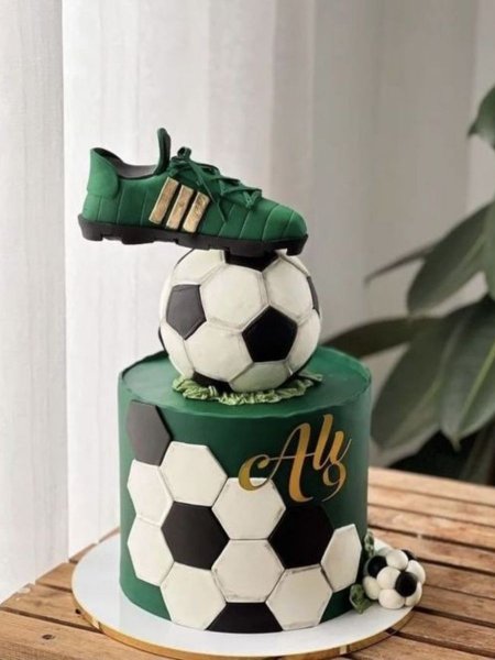  70 عکس کیک تولد پسرانه لاکچری