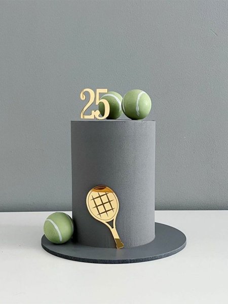  کیک تولد پسرانه بزرگسال ساده