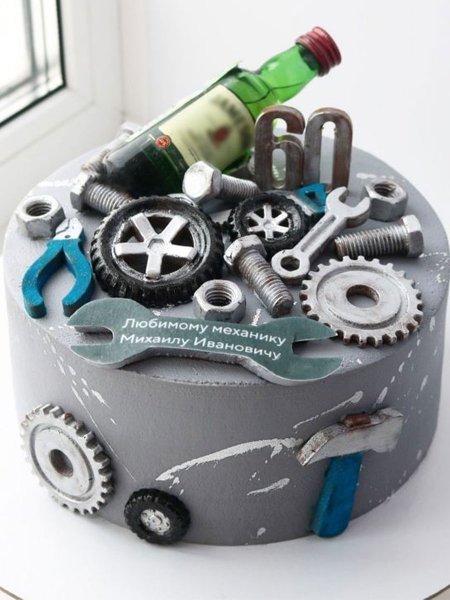  کیک تولد پسرانه بزرگسال ساده