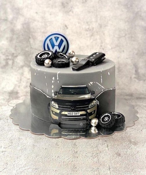  کیک تولد مردانه لاکچری اینستاگرام