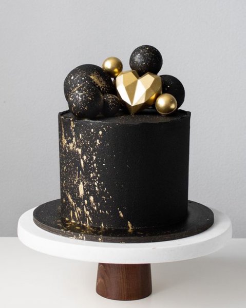  کیک تولد مردانه لاکچری اینستاگرام