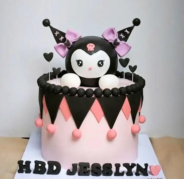  عکس کیک کرومی بنفش