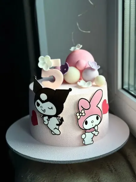  عکس کیک کرومی بنفش