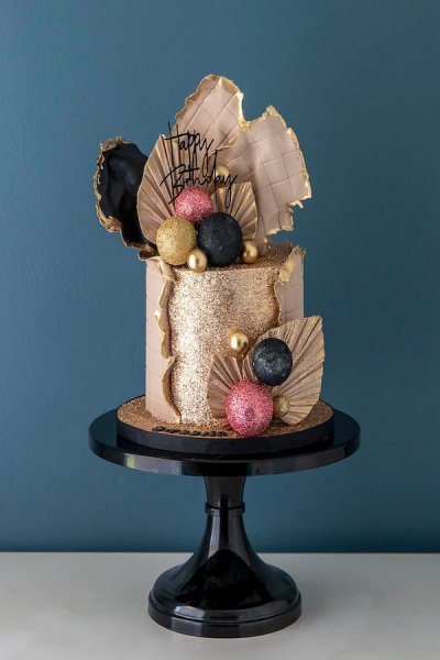  87 عکس کیک تولد لاکچری زنانه جدید