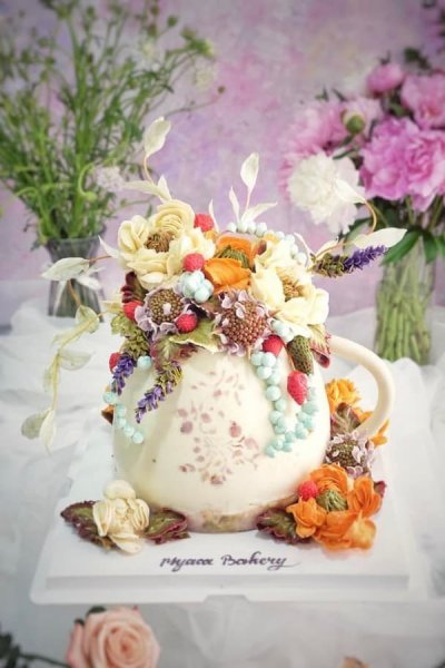  69 عکس کیک تولد زنانه لاکچری اینستاگرام