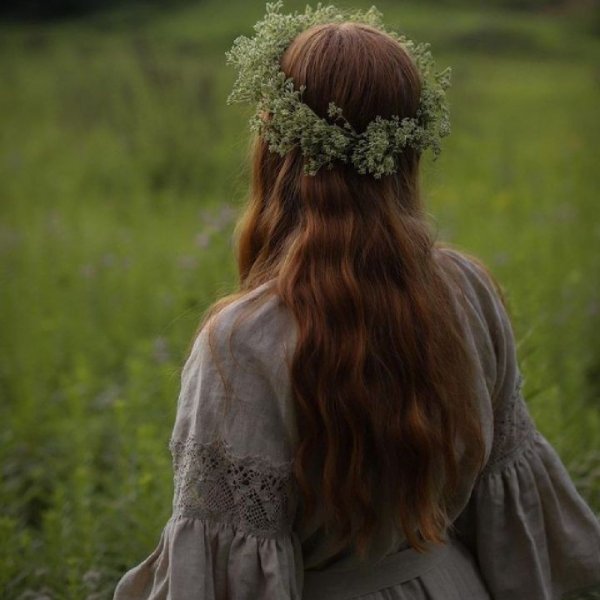 ژست عکاسی در طبیعت بدون چهره