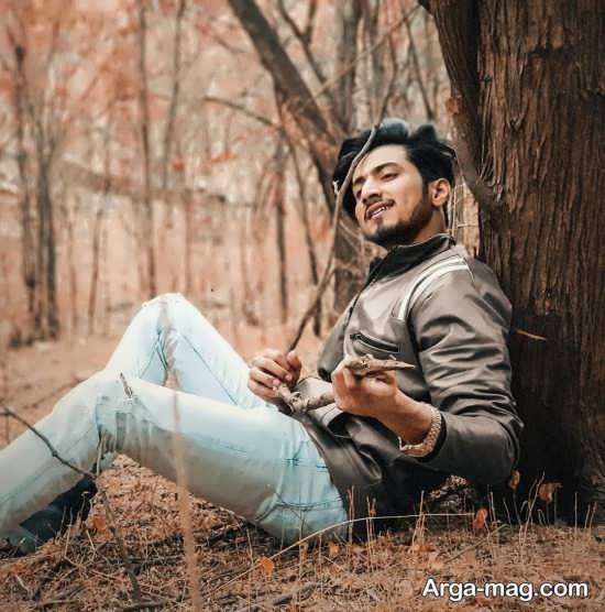  ژست عکاسی دخترانه در باغ