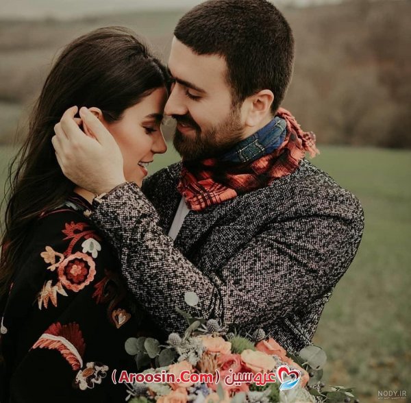  150 ژست عکس دونفره عاشقانه در اتلیه