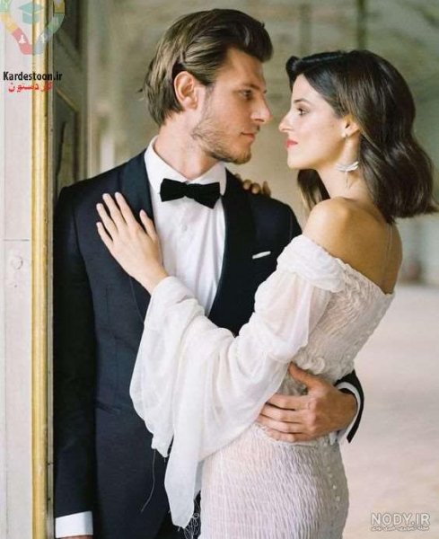  150 ژست عکس دونفره عاشقانه در اتلیه