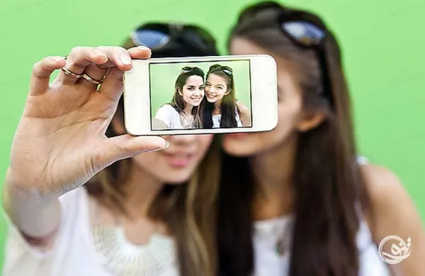  ژست عکس دونفره سلفی بدون چهره