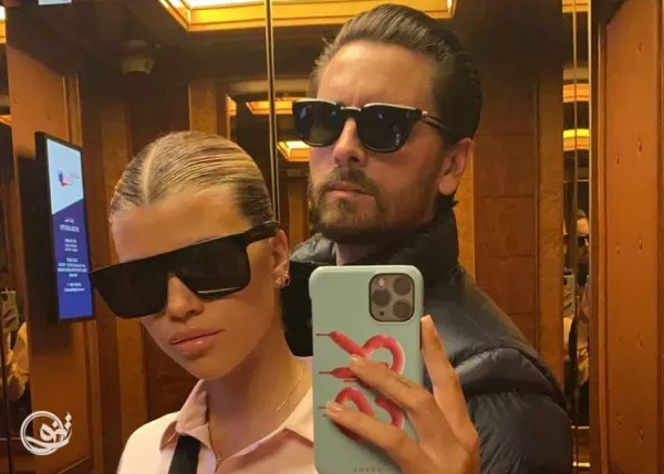  ژست عکس دونفره سلفی بدون چهره