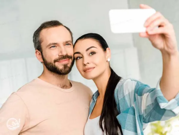  ژست عکس دونفره سلفی بدون چهره