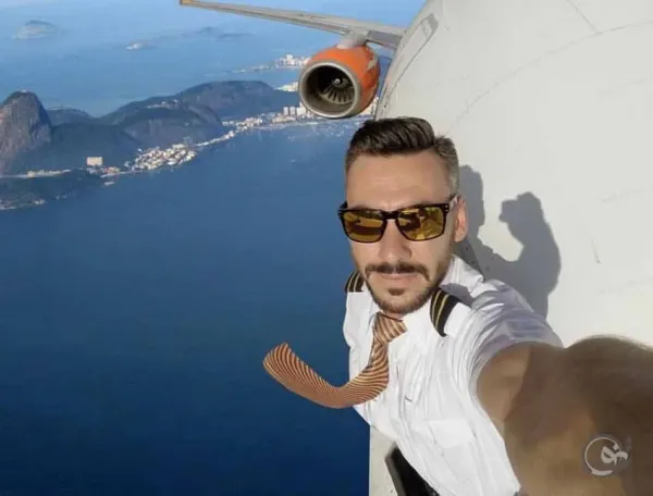  ژست عکس دونفره سلفی بدون چهره