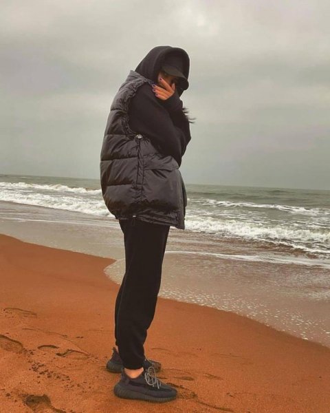  عکس دختر بدون چهره با کلاه