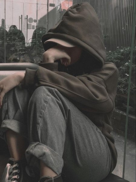  عکس دختر بدون چهره با کلاه