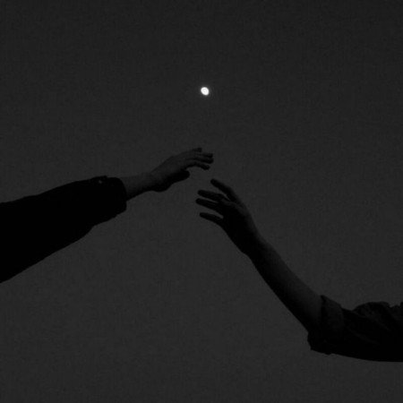  عکس دست دختر و پسر عاشقانه