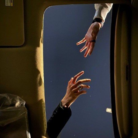  عکس دست دختر و پسر عاشقانه