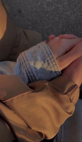  عکس دست دختر و پسر طبیعی