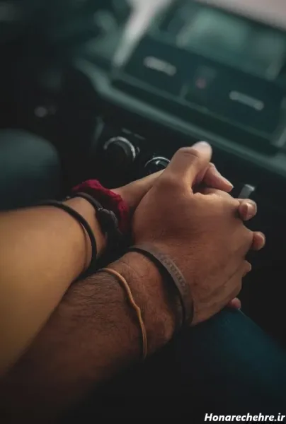  عکس دست تو دست تو ماشین پژو