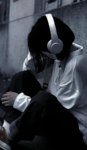  عکس پروفایل سیاه و غمگین