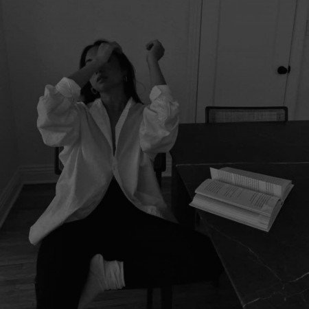  عکس پروفایل سیاه و غمگین دخترانه