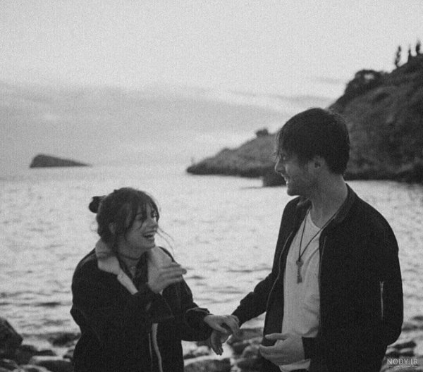  عکس سیاه سفید عاشقانه فانتزی