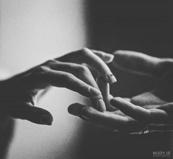  عکس سیاه سفید عاشقانه فانتزی