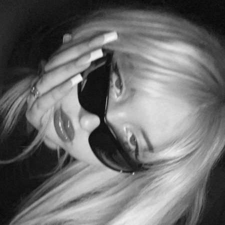  پروفایل دخترونه گنگ بالا