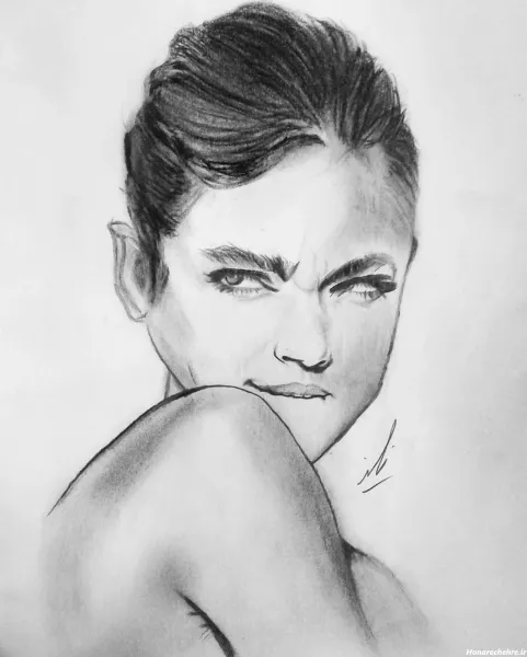  عکس سیاه قلم چهره دختر