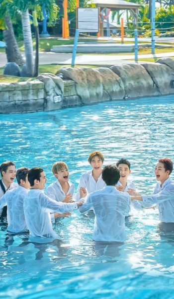  عکس بی تی اس بنفش