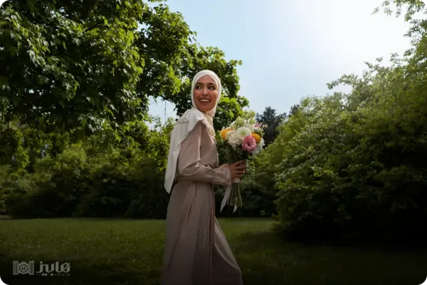  ژست عکس بارداری با حجاب