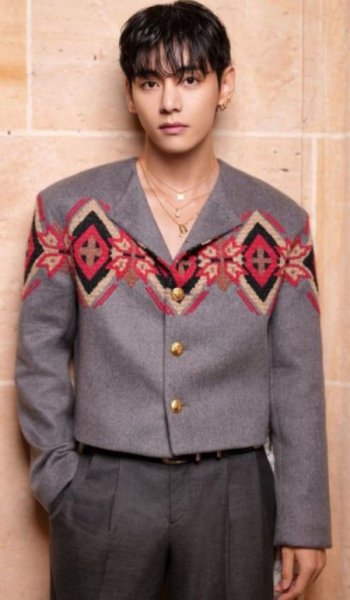  تصویر زمینه مشکی سه بعدی