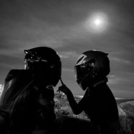  52 عکس های عاشقانه دونفره