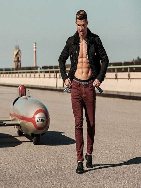  20 عکس سیکس پک کریس رونالدو