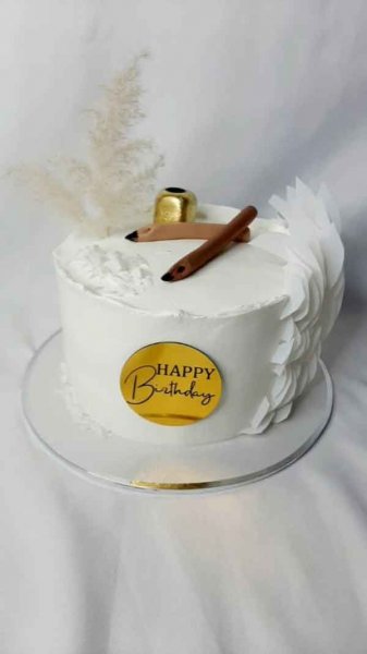  عکس کیک تولد مردانه لاکچری اینستاگرام