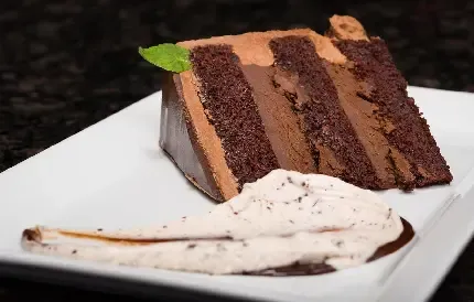  عکس کیک عروس و داماد