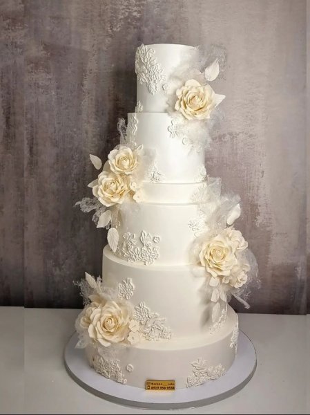  عکس کیک عروسی ترند ۲۰۲۵