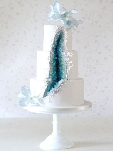  عکس کیک عروسی ترند ۲۰۲۵