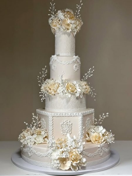  عکس کیک عروسی ترند ۲۰۲۵